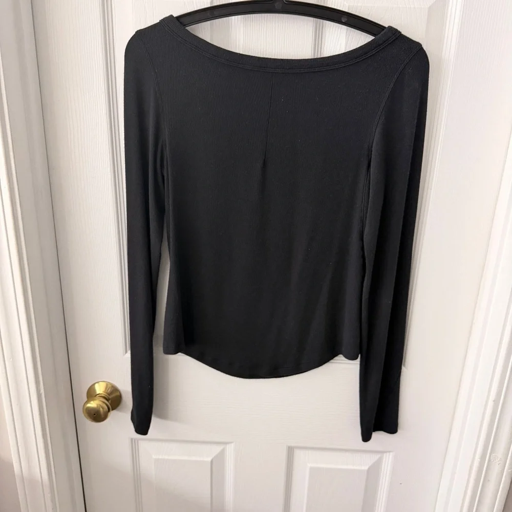 lululemon Hold Tight Boatneck Long-Sleeve Shirt  size 6 - Picture 3 of 4